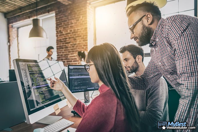 How to Become a web designer: designing a website.