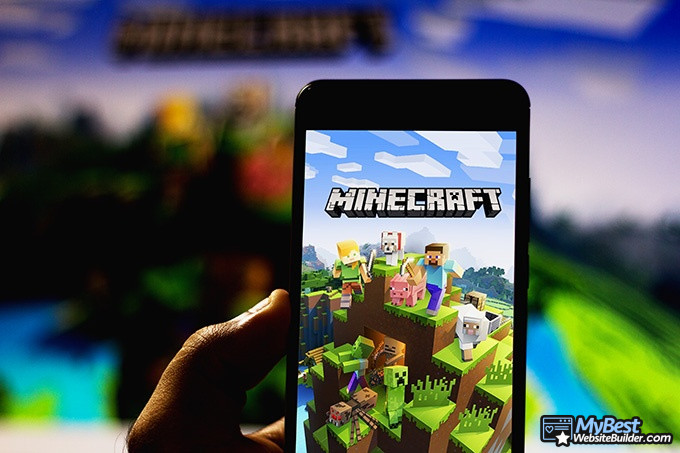 Free Minecraft server hosting 24/7: Minecraft on a phone.